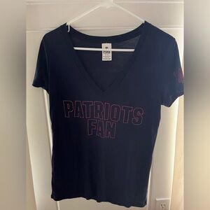 PINK New England Patriots Navy Blue T-Shirt Size M